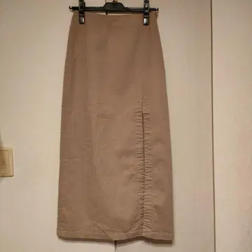 DKNY JEANS 베이지 타이트 스커트