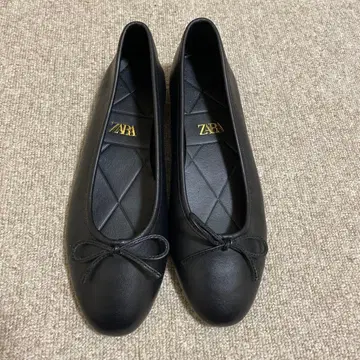ZARA 블랙 리본 포함 발레 슈즈