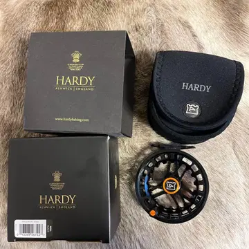 HARDY UD4000LA 플라이 릴 3/4/5 블랙