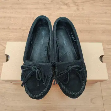 Minnetonka 블랙 모카신 24.5cm