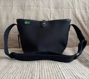 브레디 킨로스 미니 블랙