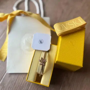 Swarovski Volta 뱅글 팔찌