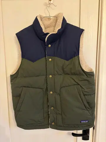 파타고니아 남성용 리버서블 비비 다운 베스트 단종 레어 색상