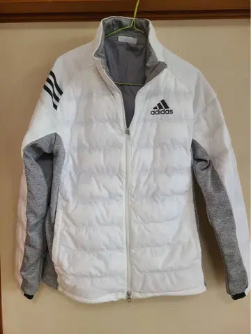 adidas 다운 자켓 화이트