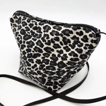 [미사용급] 에르베샤 펠리에 2885F 보트형 숄더백 S 팬서 블랑