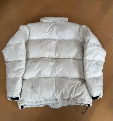THE NORTH FACE 화이트 다운 자켓 L 사이즈