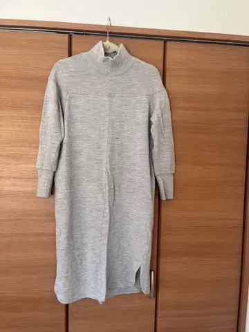 피노레 하이넥 원피스