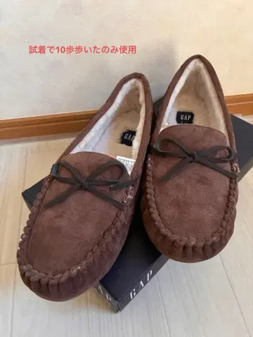 GAP 브라운 보아 모카신