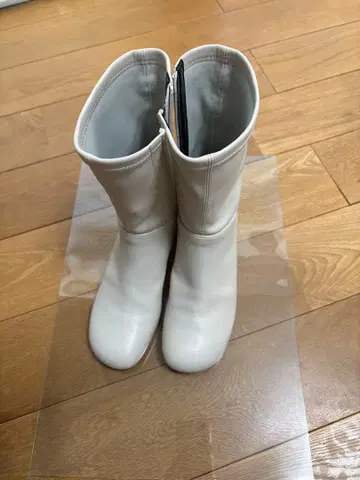 BARCLAY 버클리 부츠 화이트 사이드 지퍼