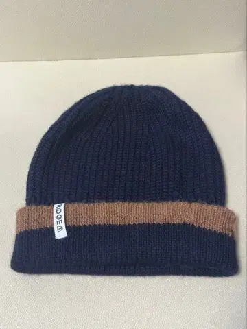 RIDGE MOUNTAIN GEAR MERINO KNIT BEANIE