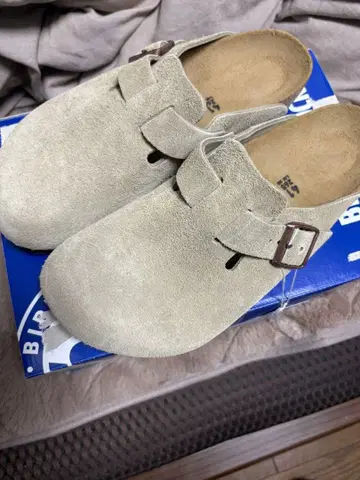 BIRKENSTOCK 베이지 사보 샌들