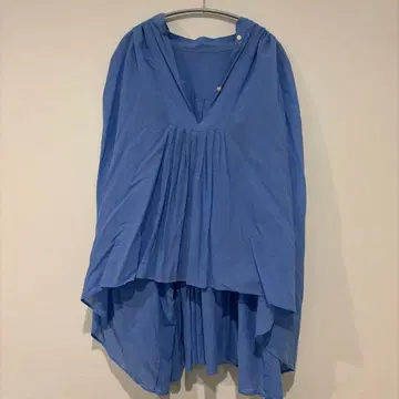 파랑 V넥 셔츠 긴팔