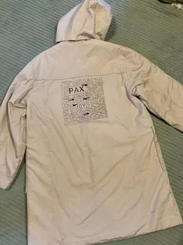 CASTELBAJAC 그레이 다운 페더 -4-