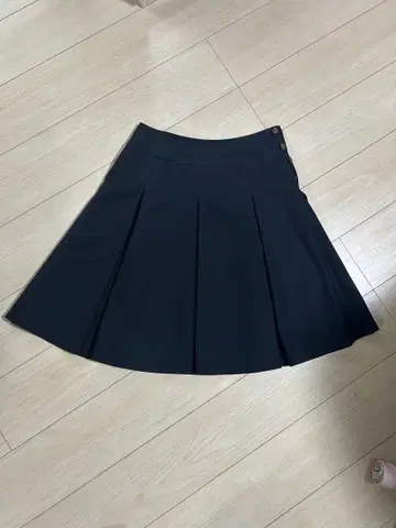 제인 마플 무릎 기장 스커트 네이비