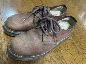 닥터마틴 브라운 가죽 레이스업 슈즈