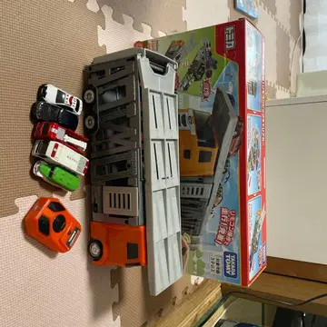 토미카 빅 캐리어카