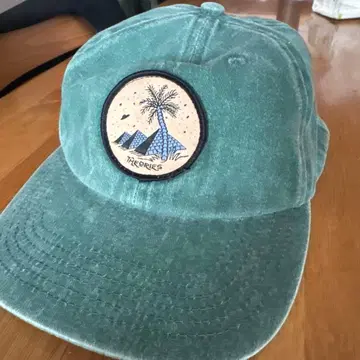 THEORIES 그린 컬러 캡 자수