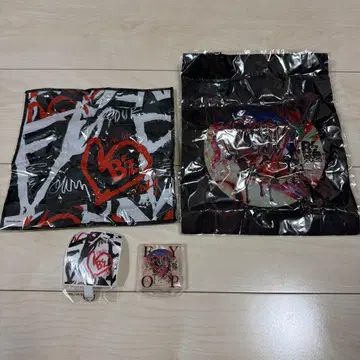 B'z FYOP 가챠 세트 2