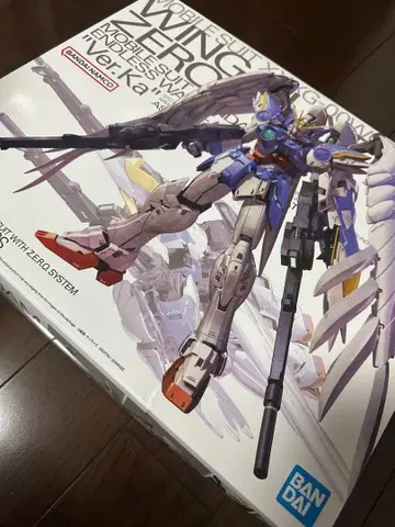 크리스마스 MG 윙건담 제로 (EW판) 1/100 ver.ka