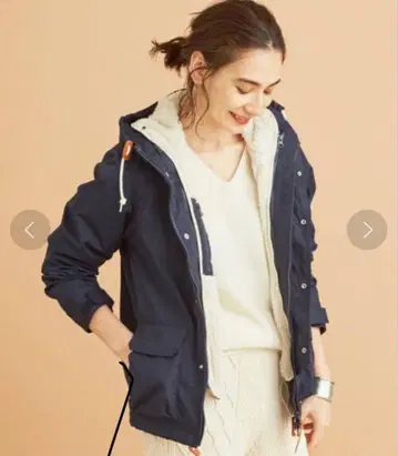 뷰티 앤 유스 보아 라이너 포함 마운틴 파카 네이비 M