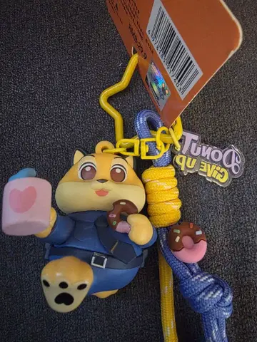 주토피아 MINISO 벤자민 크로우하우저 키링