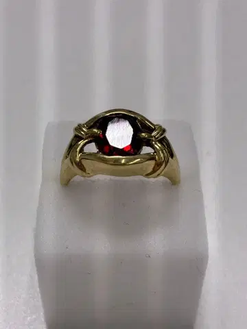 골드링 빨간색 돌 클래식 스타일