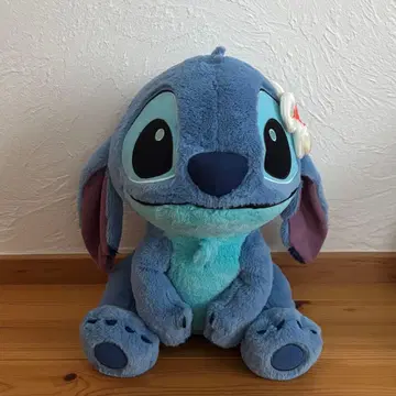 스티치 봉제 인형