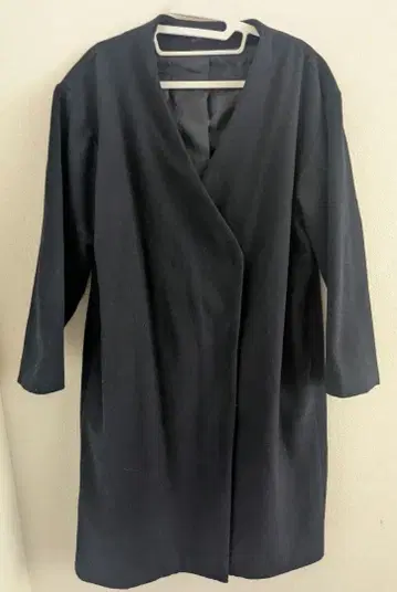 URBAN RESEARCH 네이비 노카라 코트