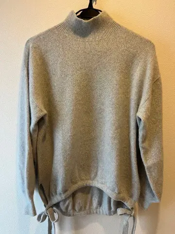 색스 터틀넥 니트 스웨터