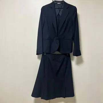 ANCHOR WOMAN 네이비 정장 세트