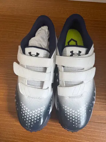 언더아머 트레이닝 슈즈 화이트/네이비