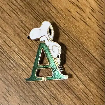 스누피 알파벳 A 핀 배지 쇼와 레트로