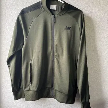 New Balance 트랙 자켓