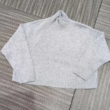 띠어리 그레이 스웨터