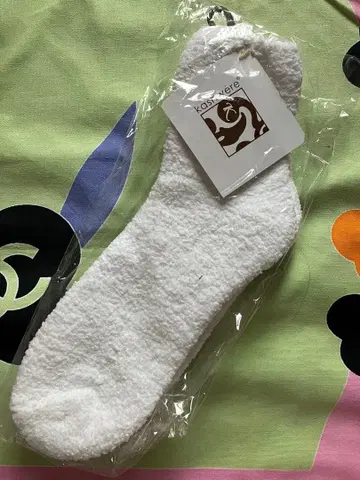 새상품 kashwere 카시웨어 룸삭스