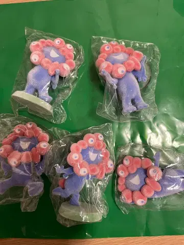 미야쿠미야쿠 플로키 피규어 풀 컴프 오사카 만박