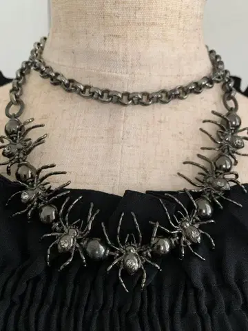 BPN 거미 체인 목걸이