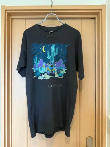 OATMAN 42 블랙 T셔츠