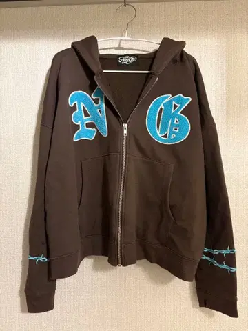 [ 즉시 완판 ] Nope Girl 브라운 후드티 상의만