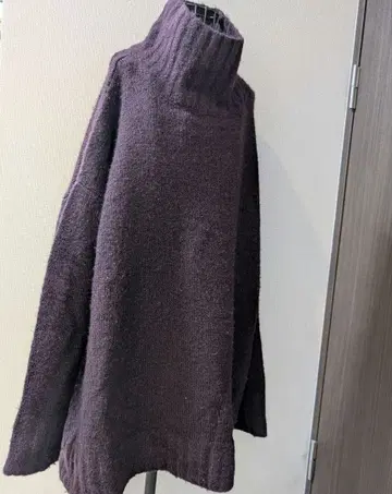 클라우드나인 퍼플 터틀넥 오버 사이즈 니트 스웨터
