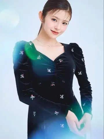 택 포함 새상품 CELFORD 꽃무늬 자수 벨로아 원피스