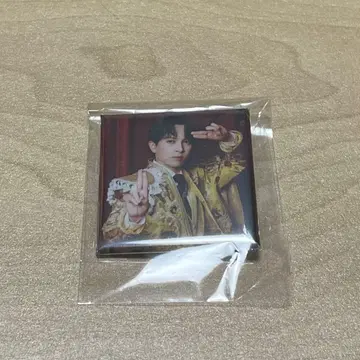 익명 배송 M!LK 캡슐 토이 스퀘어 캔뱃지 요시다 진토 사쿠라 스테이지