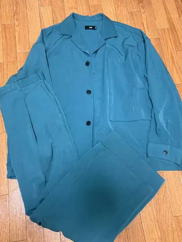 HARE 남성용 셋업 M 사이즈