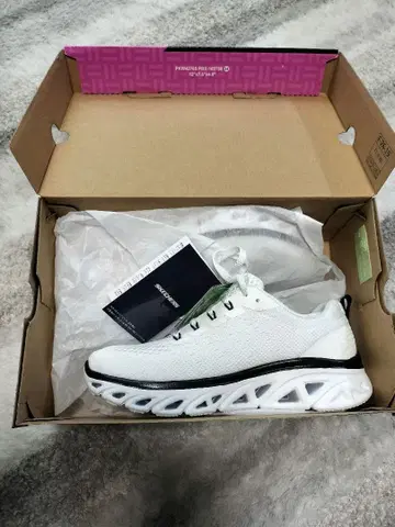 스케쳐스 스위프트 핏 글라이드 스텝 화이트 스니커즈