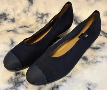 [ 새상품급 ] BIO 네이비 플랫슈즈 약 4cm 힐