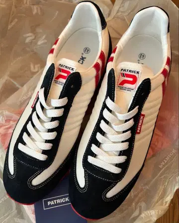마지막 1개 네고 불가 새상품 미사용 패트릭 스니커즈 마라톤 43