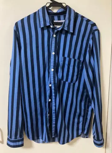 스트라이프 셔츠 웨즈데이 블루 블랙 파랑 블랙 세로 스트라이프 코튼 면