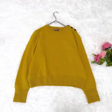 새상품급 마가렛 하우스 울 캐시미어 니트 스웨터 어깨는 버튼