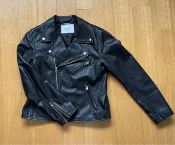 블랙 가죽 라이더 자켓