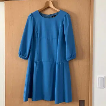 QUEENS COURT 무릎 기장 원피스